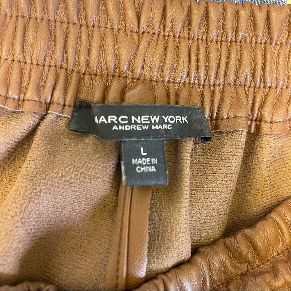 Marc New‎ York Andrew Marc light brown faux leather pants women's size large - Picture 4 of 4